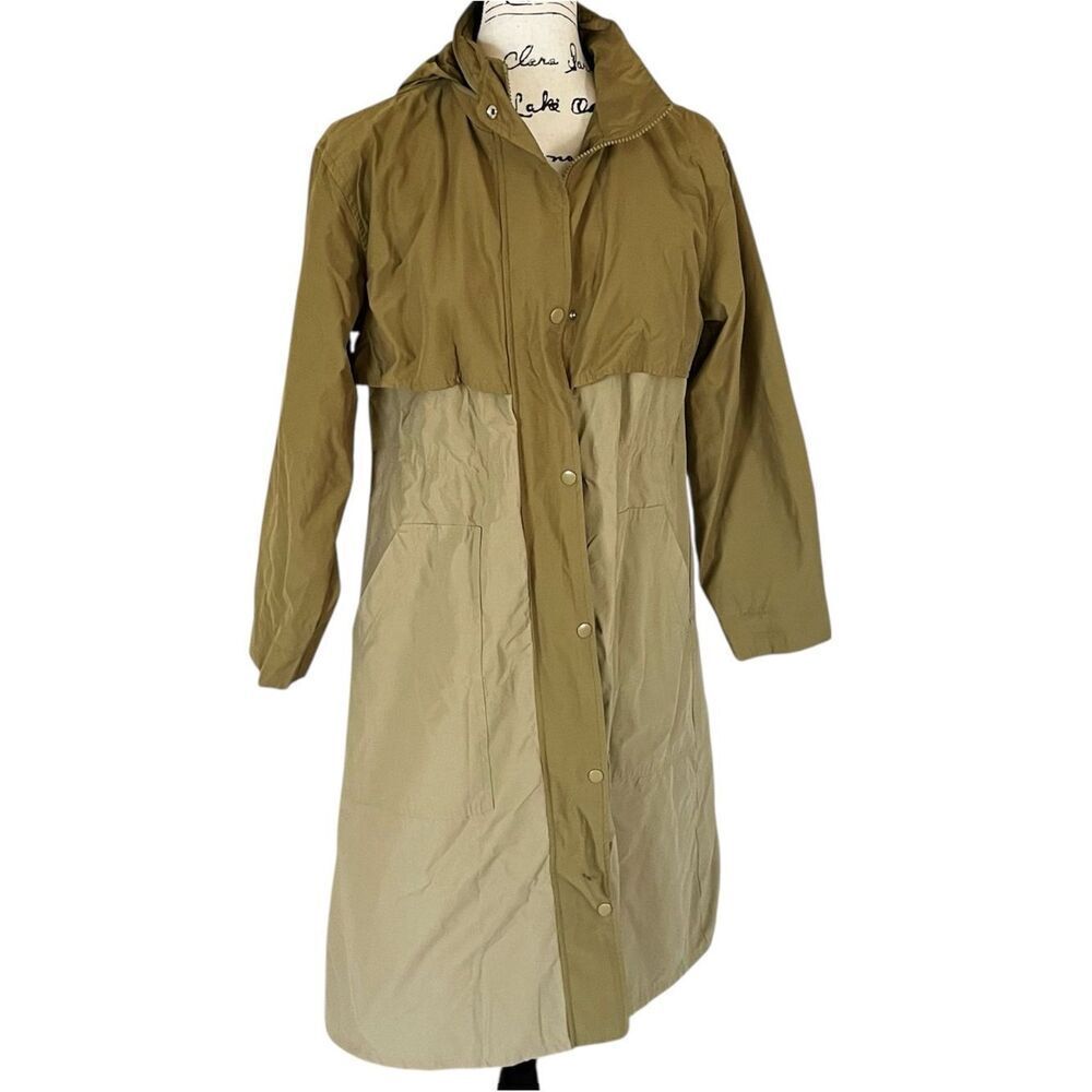 Gorpcore Minimalist Oversized Utility Rain Coat Size XS Gold/ Beige/ Ochre